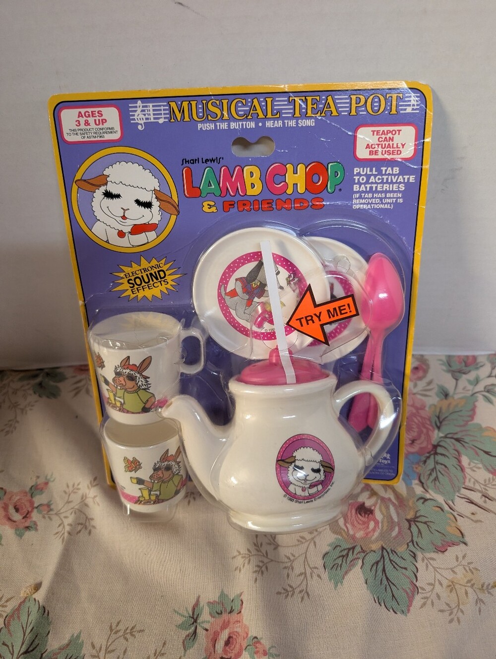 Vtg New 1993 Lamb Chop & Friends Musical Tea Pot Set Chilton Toys Shari Lewis